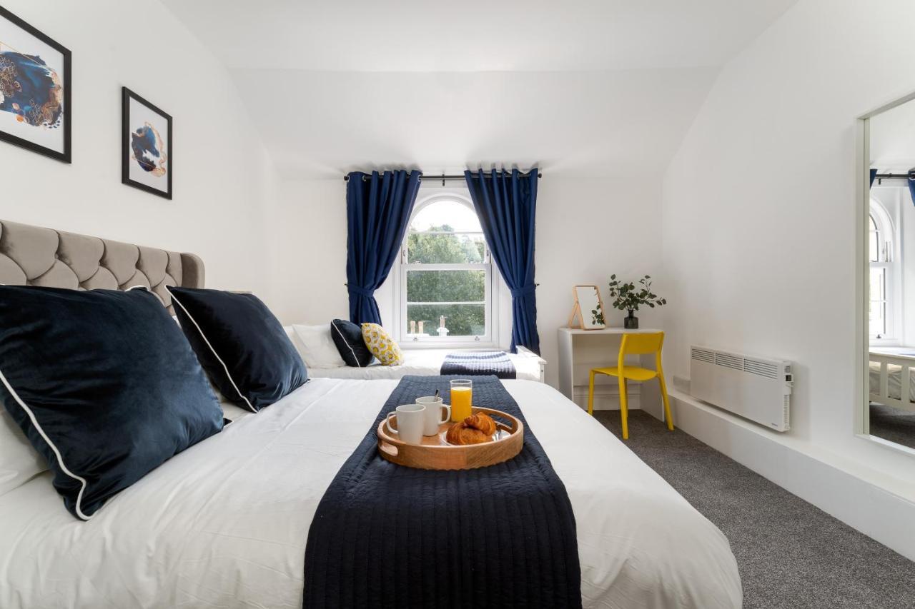 Near Beach, Torquay Heights Modern Apartments, Pet Friendly Room photo