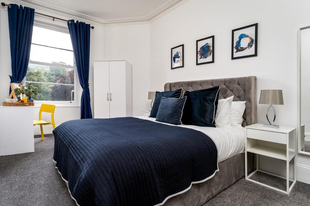Near Beach, Torquay Heights Modern Apartments, Pet Friendly Room photo
