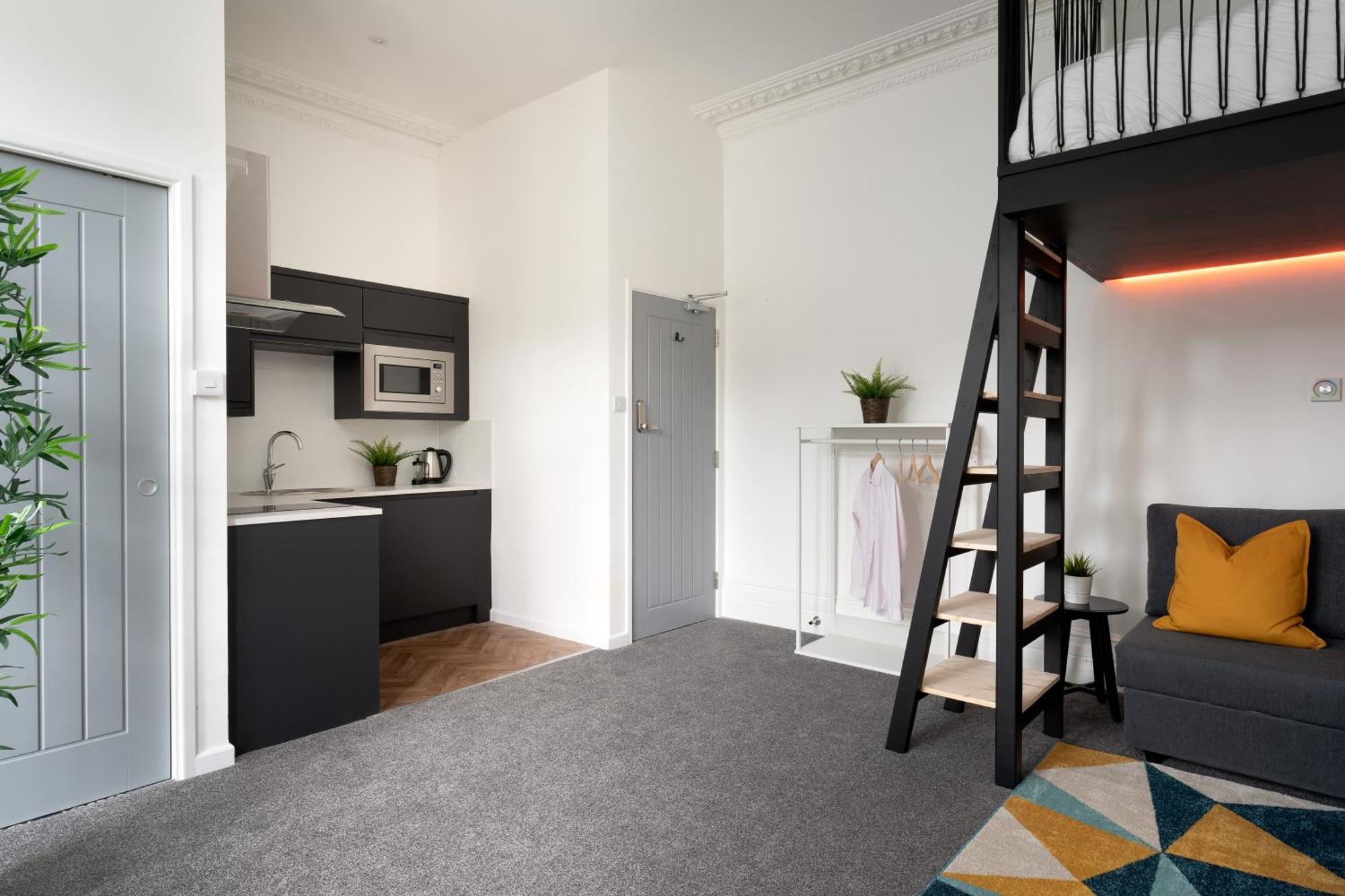 Near Beach, Torquay Heights Modern Apartments, Pet Friendly Room photo